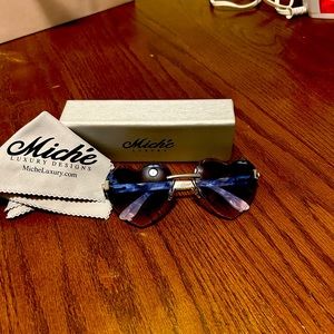 Miché womens glasses brand new dont want them